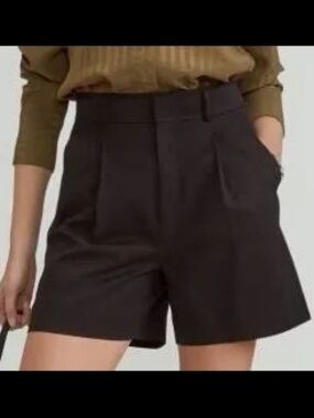 NWT Everlane Black High-Rise Tailored Shorts - 2